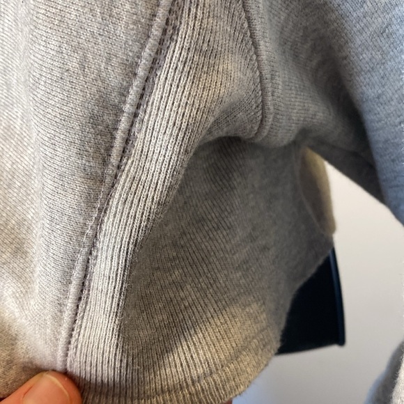 Champion Women's Grey Cropped Hoodie Medium Oversized - Picture 7 of 7